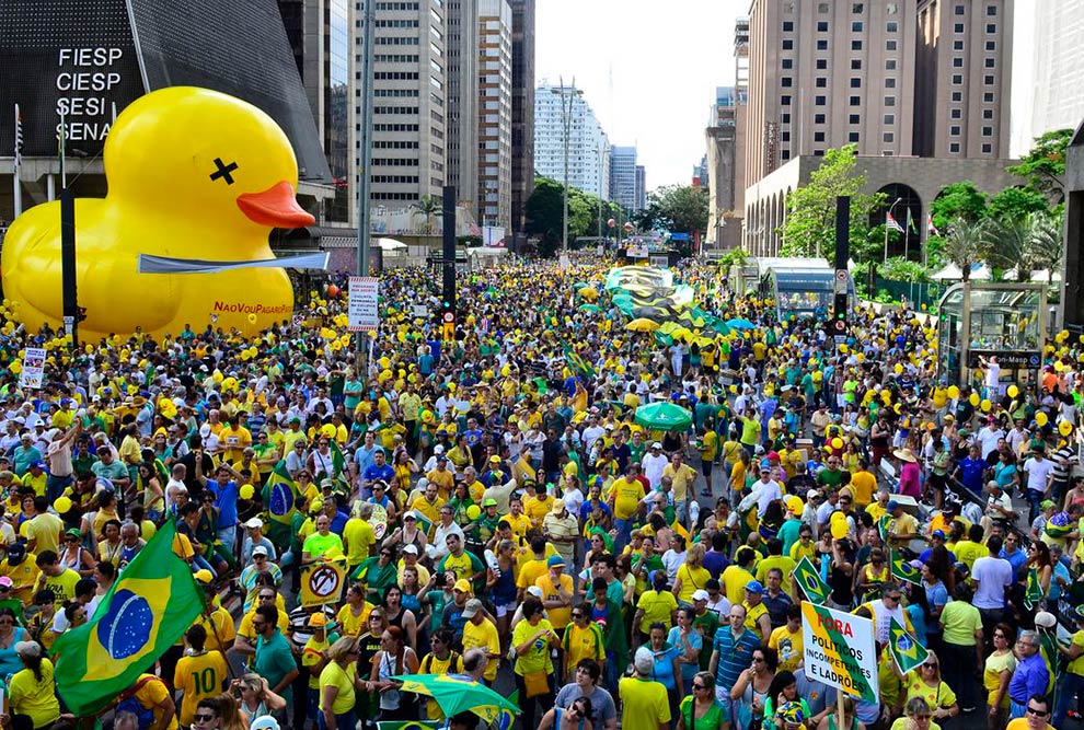 Manifestação pró-impeachment de Dilma Roussef