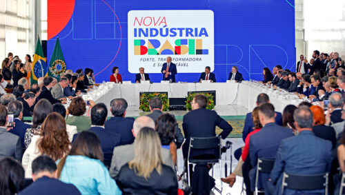 Reunião do Conselho Nacional de Desenvolvimento Industrial (CNDI), no Palácio do Planalto, durante lançamento do plano Nova Indústria Brasil