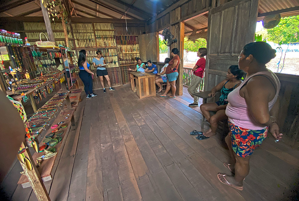 Programa conecta pesquisadores, alunos e comunidades tradicionais da Floresta Nacional do Tapajós
